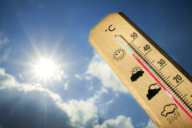 Allarme caldo e malori per le ondate di calore: come difenderci