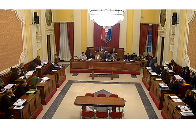La seduta del consiglio comunale di Senigallia del 30 novembre 2017