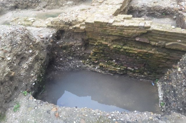 Pozze d'acqua tra gli scavi archeologici di Piazza Colocci