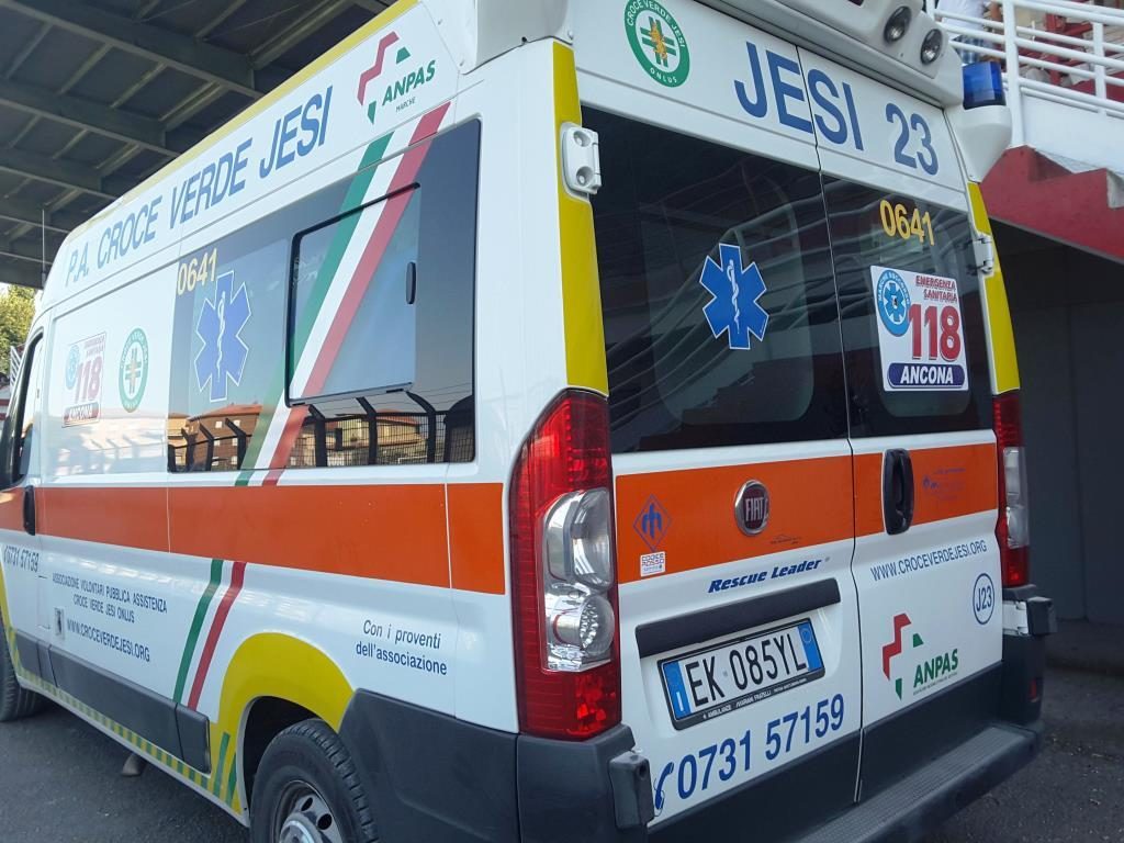 ambulanza croce verde