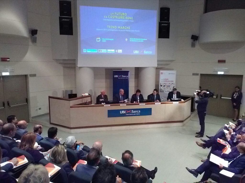 Un momento della prsentazione del XXII Rapporto sull’economia globale e l’Italia” a cura del Centro Einaudi all'Ubi Banca di Jesi