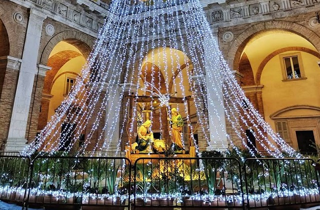 Loreto, la città si avvicina al Natale con grandi sorprese