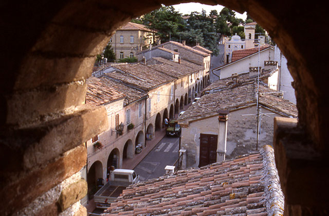 Il centro storico di Castelleone di Suasa