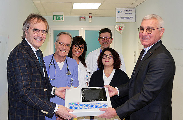 L’associazione Cuore di Velluto ha donato un elettrocardiografo al reparto di cardiologia dell’ospedale di Senigallia