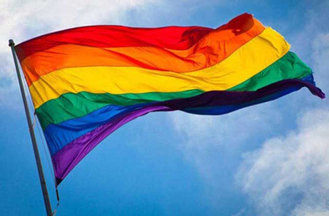 Marche Pride, critiche dal Popolo della Famiglia. Gli organizzatori: «Invitiamo Cinti a unirsi a noi»