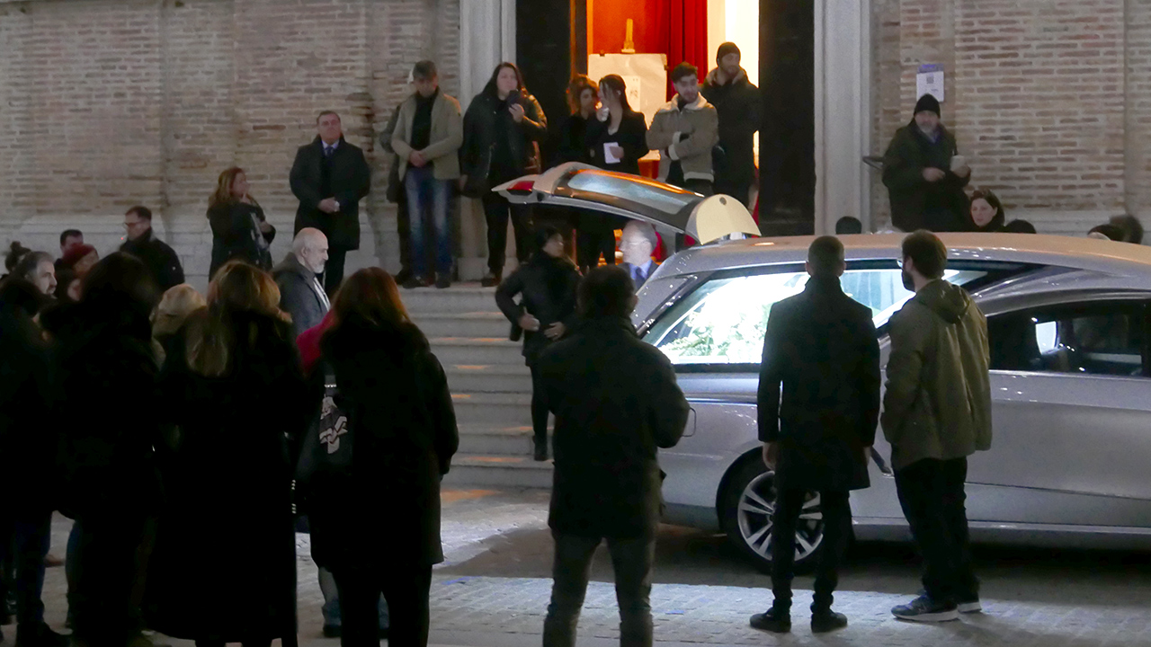 I funerali di Pegah Naddafi al san Rocco di Senigallia