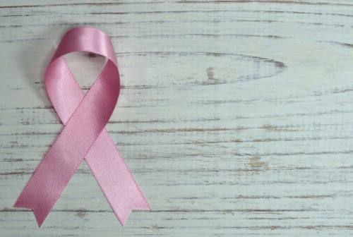 Tumore al seno metastatico, cosa significa convivere con la malattia avanzata
