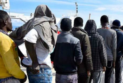 Migranti, l’ong Sos Humanity salva 30 persone: assegnato il porto di Ancona