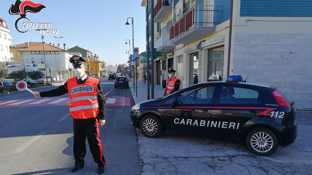 I controlli stradali e sulle norme anti covid da parte dei Carabinieri a Montemarciano