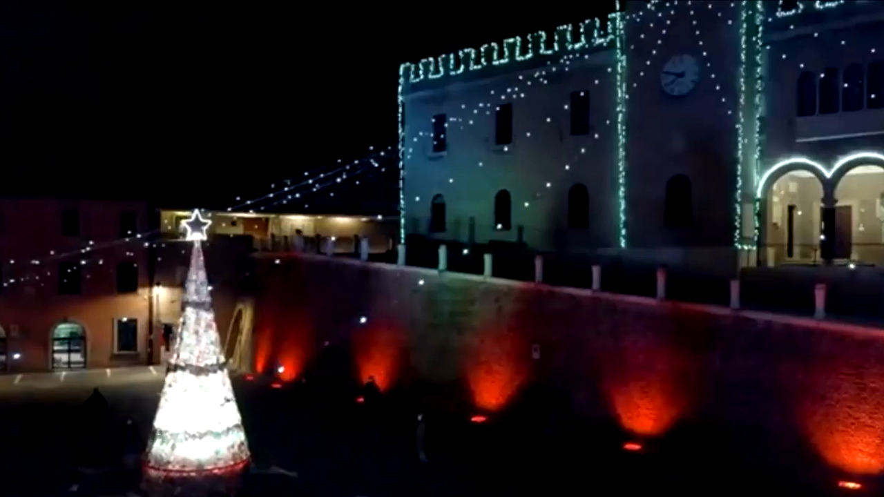 Le luminarie di Natale di Mondolfo e Marotta