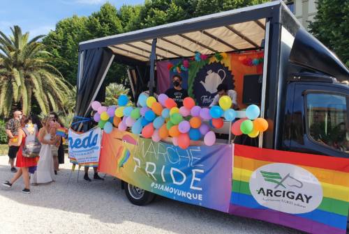 Marche Pride, il comitato organizzatore sul diniego della Regione al patrocinio: «Non è movimento politico, ma iniziativa culturale»