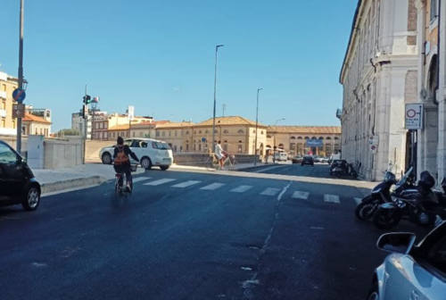 Senigallia, sul ponte “Angeli dell’8 dicembre 2018” tornano le auto