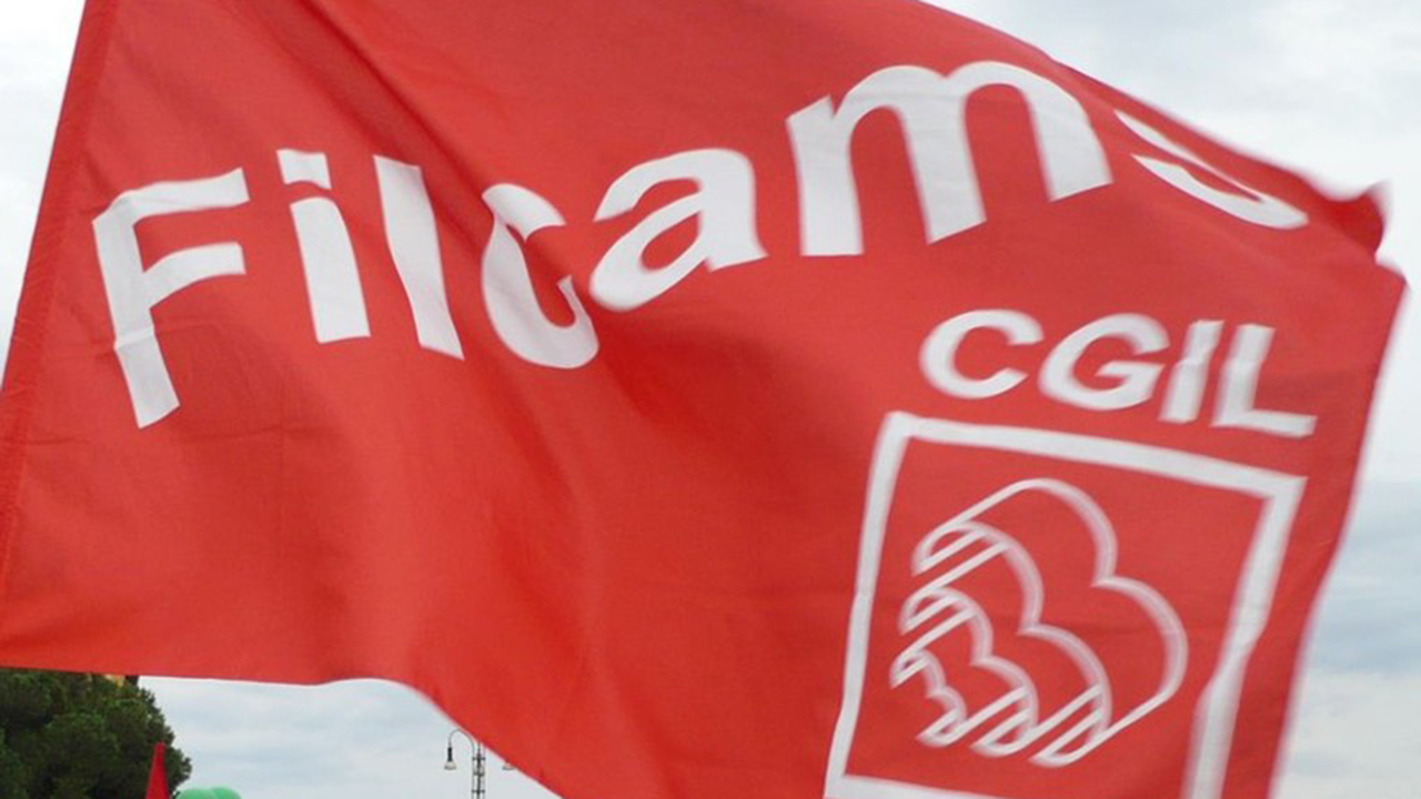 La bandiera della Filcams Cgil