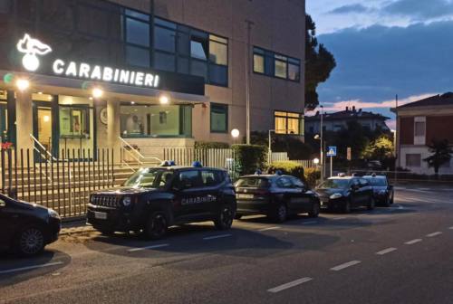 Pesaro, minorenne rapina due coetanei: scatta la misura cautelare in carcere
