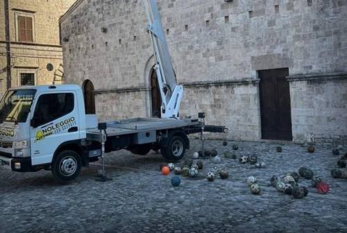 Una mostra permanente con i palloni storici della città, tra cui quelli ritrovati sul tetto della chiesa di piazza San Tommaso