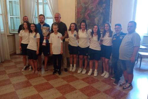 Civitanova e Falconara unite nel calcio a cinque femminile: le campionesse ricevute dal sindaco