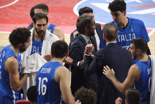 Basket, grande spettacolo a Pesaro ma vince la Spagna. Italia battuta 88 a 84