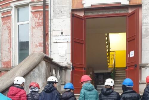 Scuola chiusa a Montemarciano, continua la polemica: sindaco e vicesindaco nel ciclone
