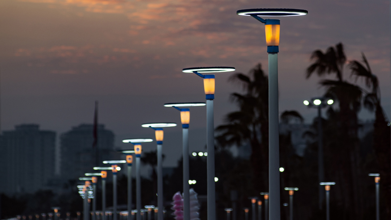 illuminazione stradale LED (fonte EnelX.com)