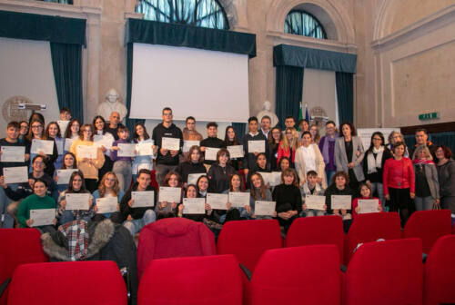 Ancona, premiati gli studenti che hanno partecipato al progetto Erasmus Plus della Camera di Commercio delle Marche