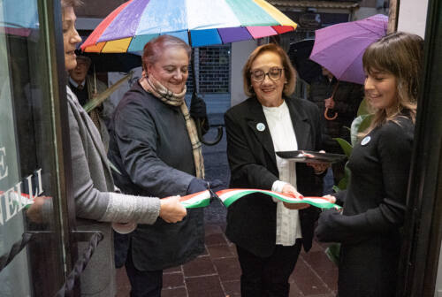 Ancona, inaugurata la nuova sede della fondazione Farinelli: «Da qui sosterremo la ricerca contro i tumori»