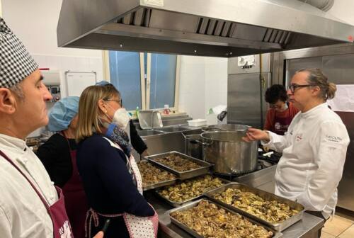 Sorpresa alla mensa della Caritas di San Benedetto: ai fornelli c’è lo chef stellato Mazzaroni