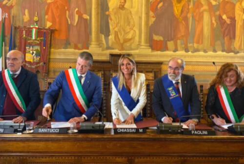 Una strada per il turismo, la Provincia di Pesaro firma l’intesa su risorse, cantieri e manutenzione verso la Toscana