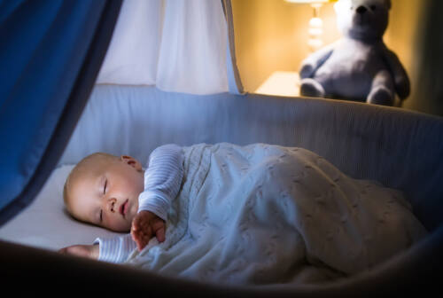 Perché mio figlio non dorme? Le difficoltà del sonno nell’infanzia e come affrontarle