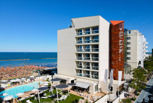 Pesaro, il gruppo Lindbergh seleziona 85 addetti per i tre hotel della città. Ecco le modalità