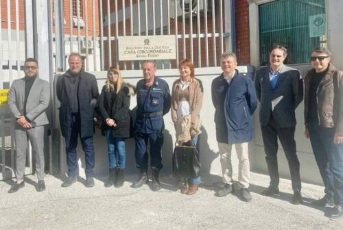 Ascoli, la Johnson  dona attrezzi sportivi al carcere di Marino del Tronto